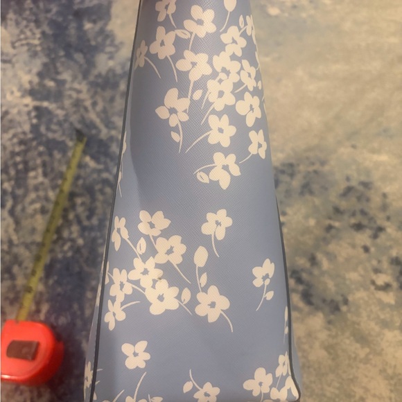 Preowned Kate Spade Tote Handbag - Picture 6 of 12